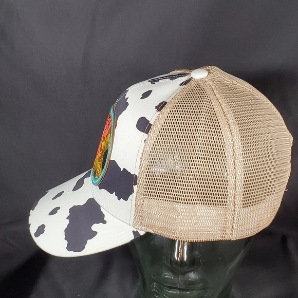 Leather Tooled Pig/Cow Print Hat NWOT'S - Picture 2 of 4